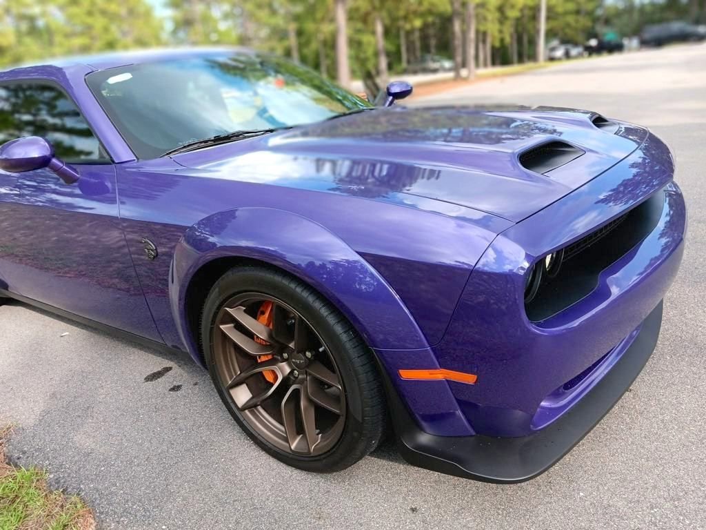Used 2023 Dodge Challenger SRT Hellcat image 2