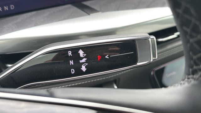 Used 2026 Cadillac Escalade IQL Sport 1 w/ LPO, Floor Liner Package AWD/4WD image 33