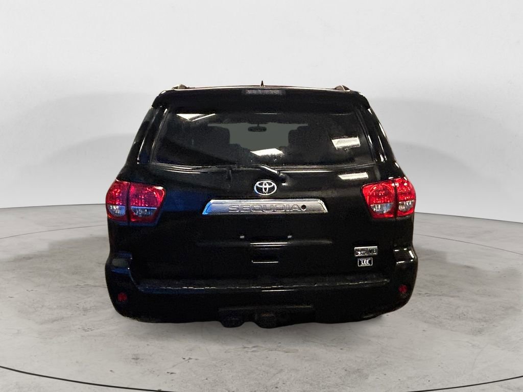 Used 2016 Toyota Sequoia Platinum AWD/4WD image 4