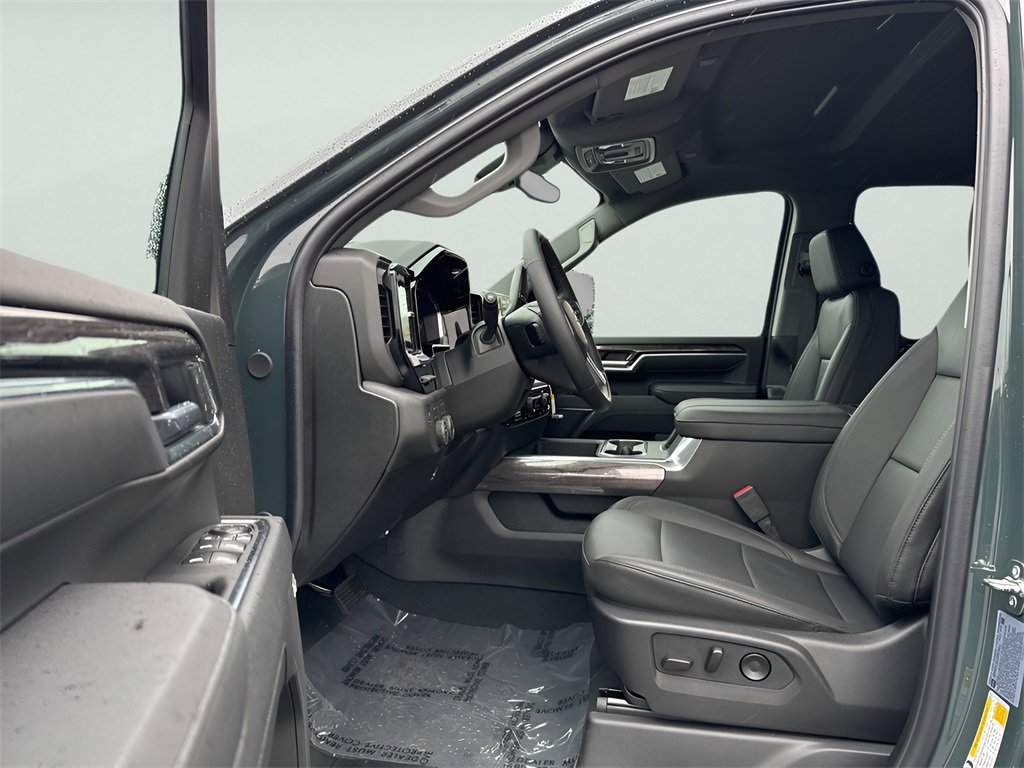 New 2026 Chevrolet Silverado 3500 LTZ w/ LTZ Plus Package image 17