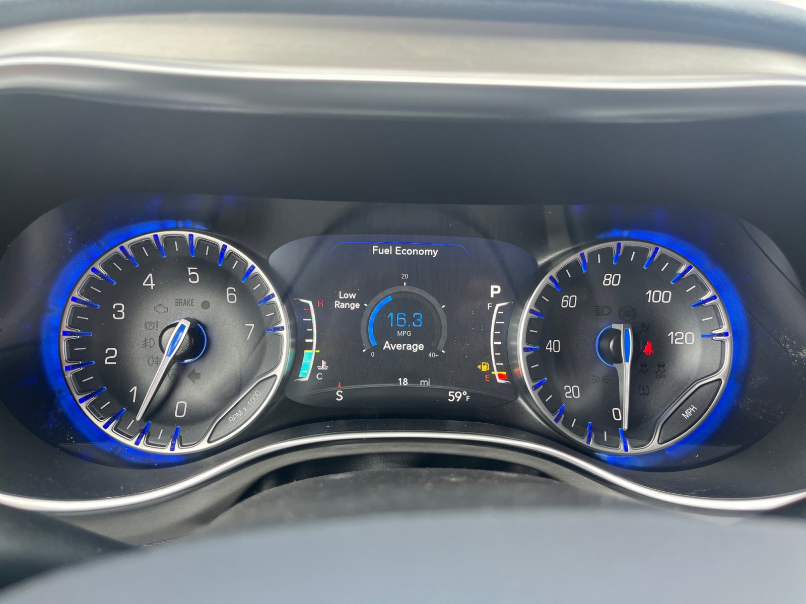 New 2026 Chrysler Pacifica Pinnacle image 19