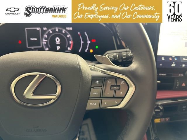 Used 2025 Lexus NX 250 FWD w/ Towing Package (2000 Lbs) image 27