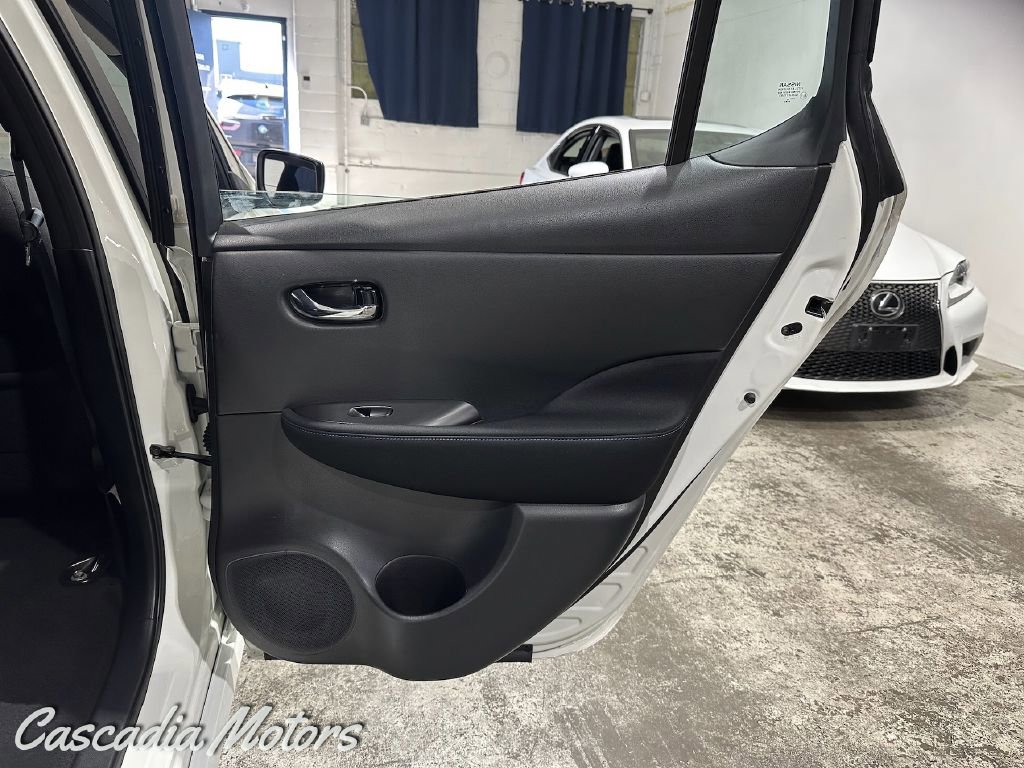 Used 2019 Nissan Leaf S w/ S Charge Package FWD image 19