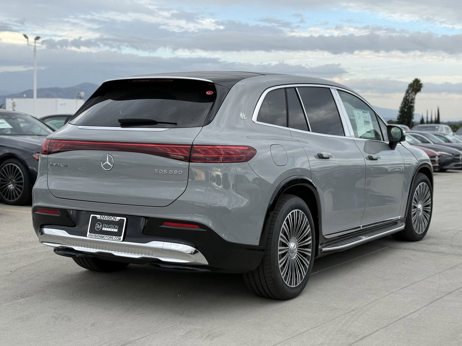 New 2025 Mercedes-Benz Maybach EQS 680 4MATIC image 11