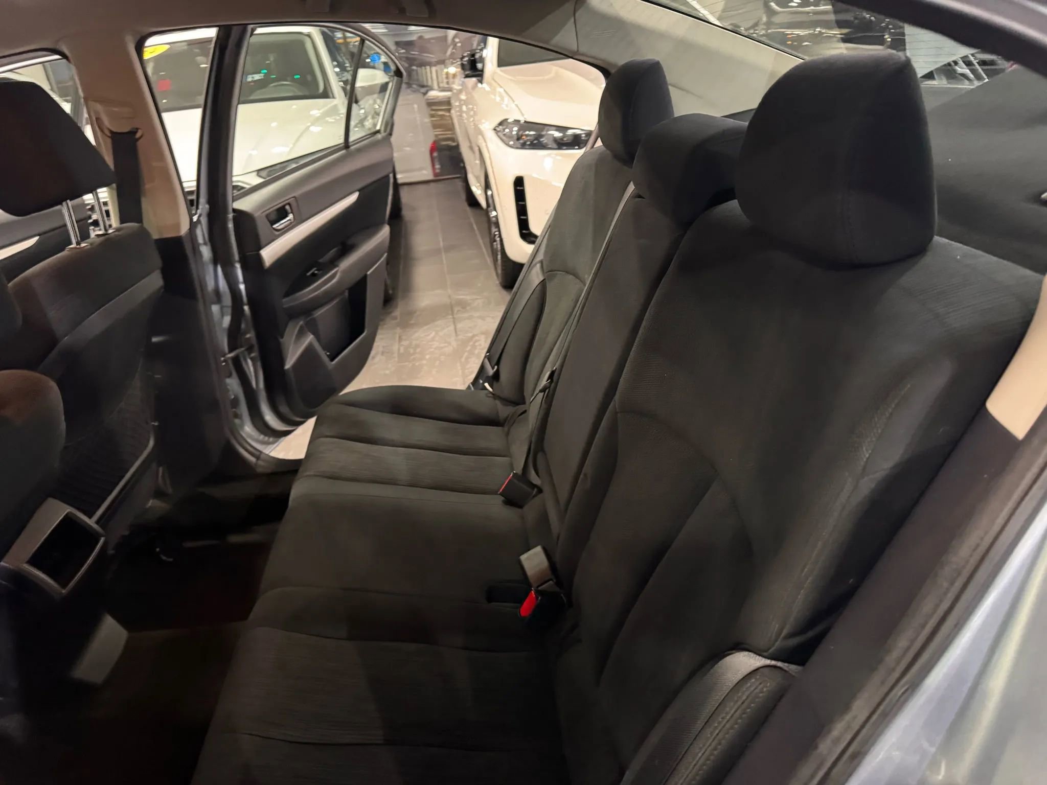 Used 2013 Subaru Legacy 2.5i Premium w/ All-Weather Pkg AWD/4WD image 18