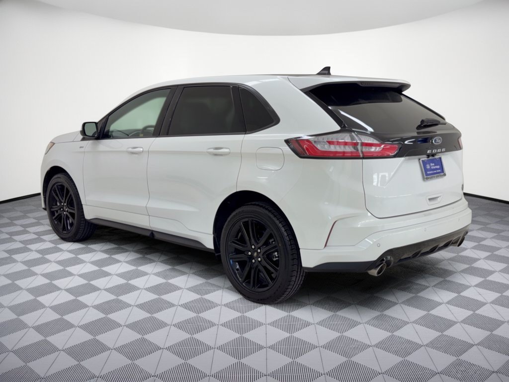 Certified 2021 Ford Edge ST-Line FWD image 3