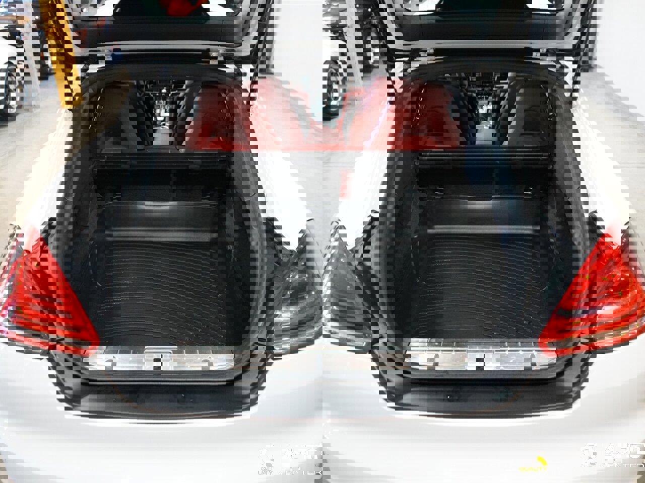 Used 2014 Porsche Panamera 4 image 39