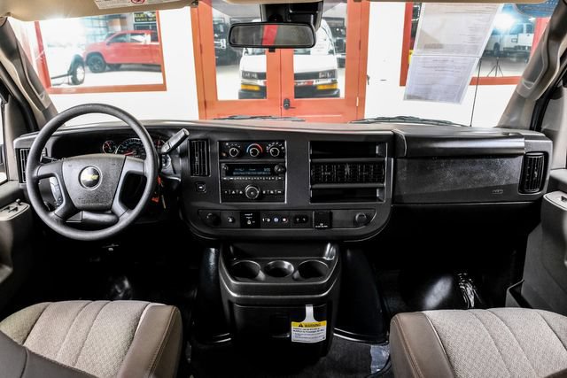 Used 2025 Chevrolet Express 3500 LT w/ LT Preferred Equipment Group RWD image 15