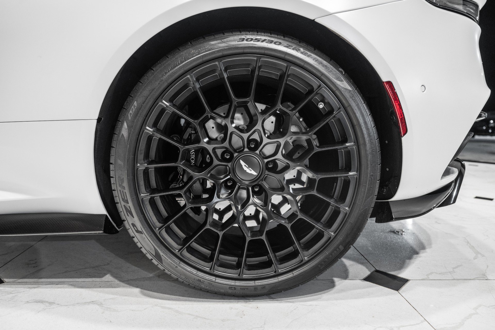 Used 2023 Aston Martin DBS Coupe RWD image 44