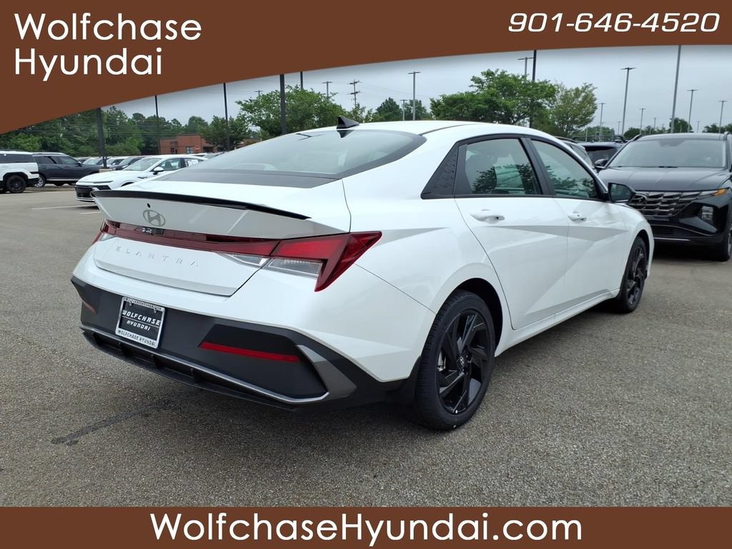 New 2026 Hyundai Elantra Sport w/ Cargo Package FWD image 5
