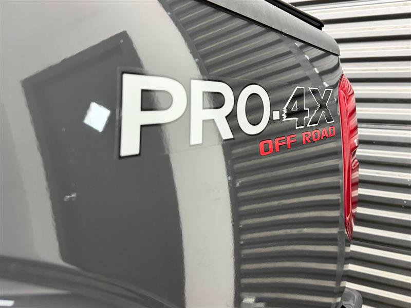 Used 2012 Nissan Frontier PRO-4X AWD/4WD image 13