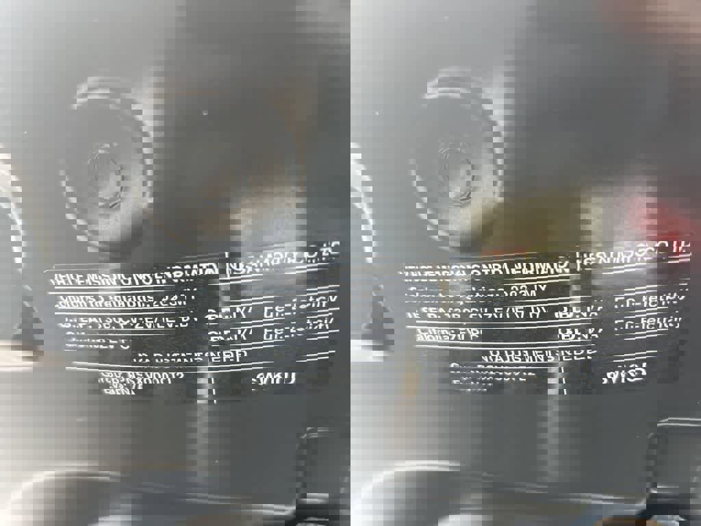 Used 2023 Nissan Leaf S image 8