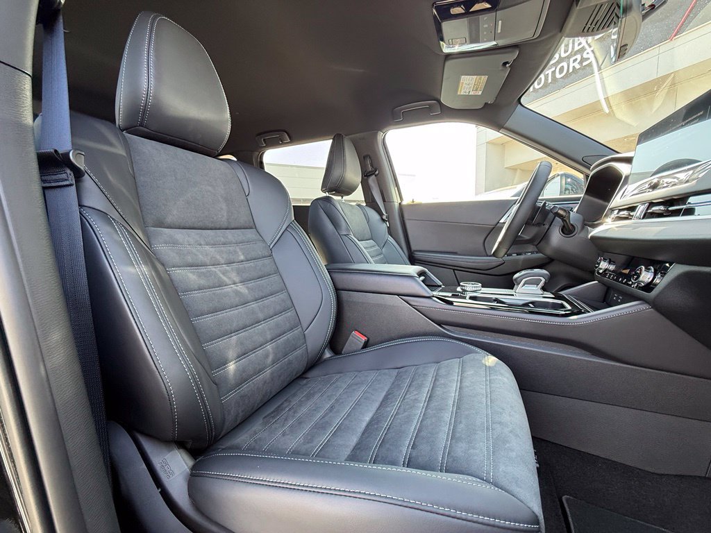 New 2026 Mitsubishi Outlander LE FWD image 15