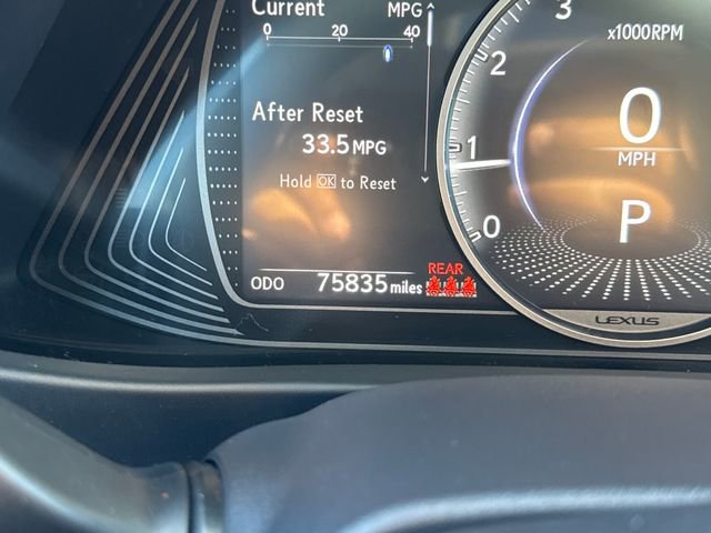 Used 2019 Lexus UX 200 w/ Premium Package FWD image 17