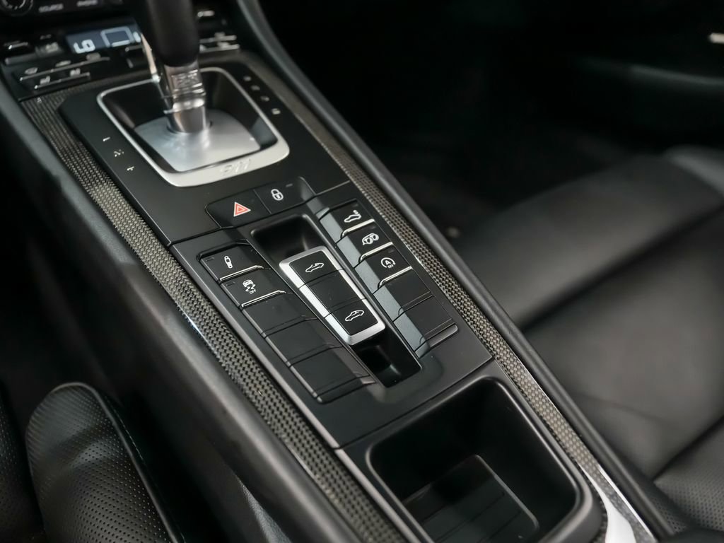 Certified 2017 Porsche 911 Targa 4S image 31