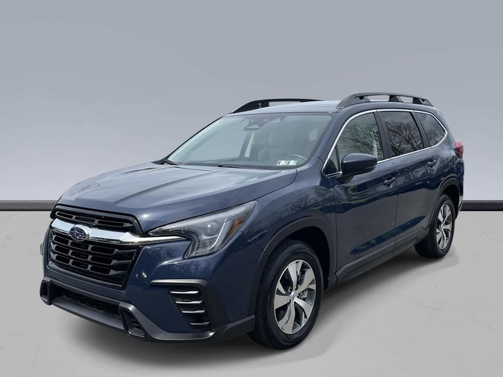 Certified 2025 Subaru Ascent Premium AWD/4WD image 1