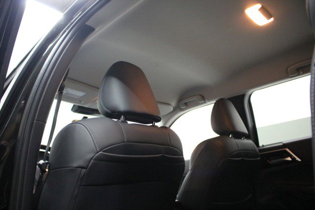 Used 2024 Mitsubishi Outlander SE image 27