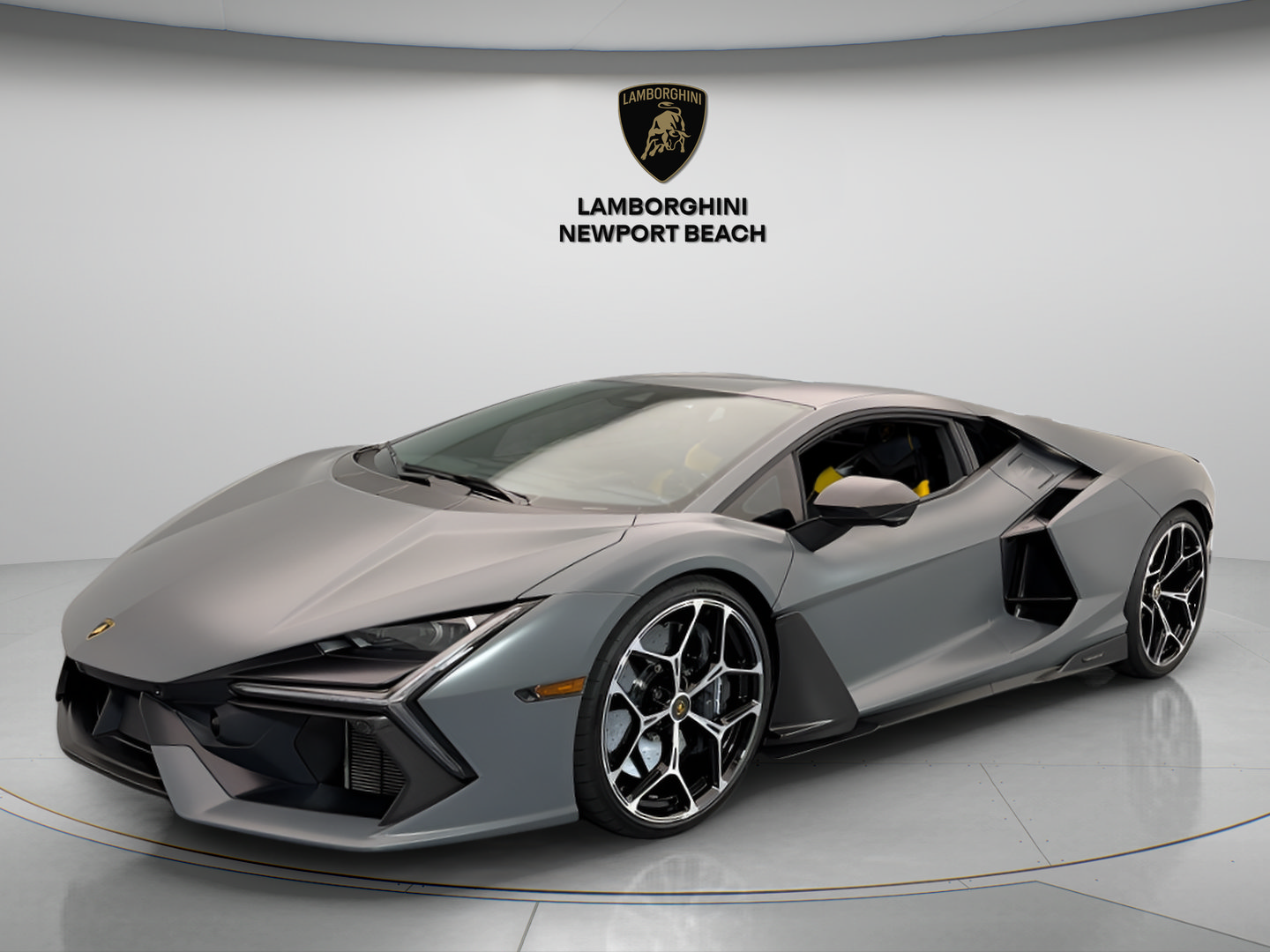 Used 2025 Lamborghini Revuelto AWD/4WD image 6