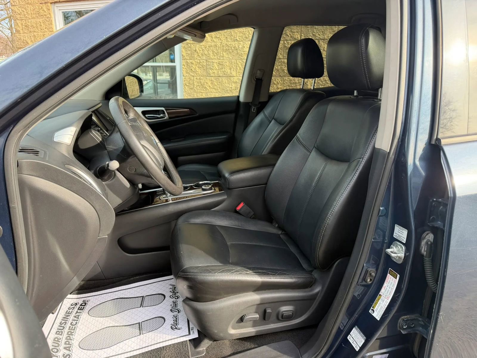 Used 2013 Nissan Pathfinder SL image 5