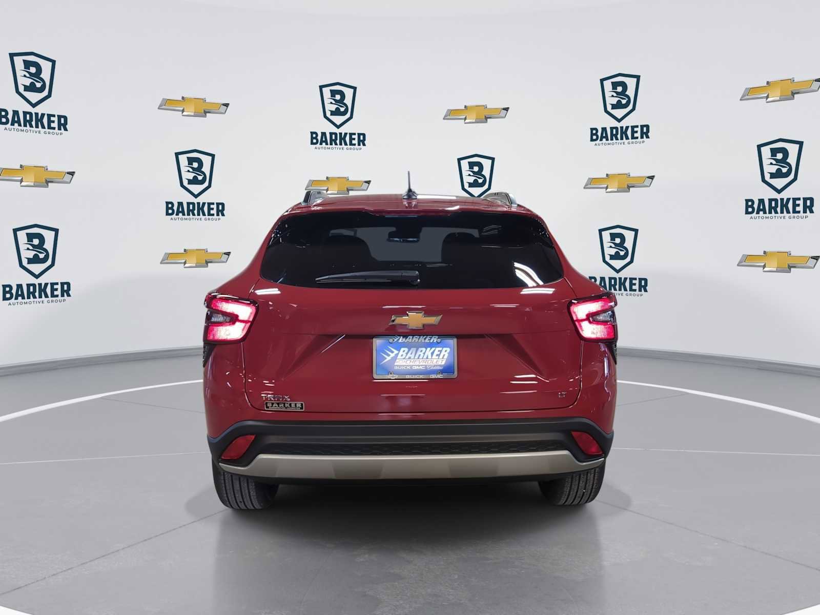 New 2026 Chevrolet Trax LT w/ Sunroof Package FWD image 7