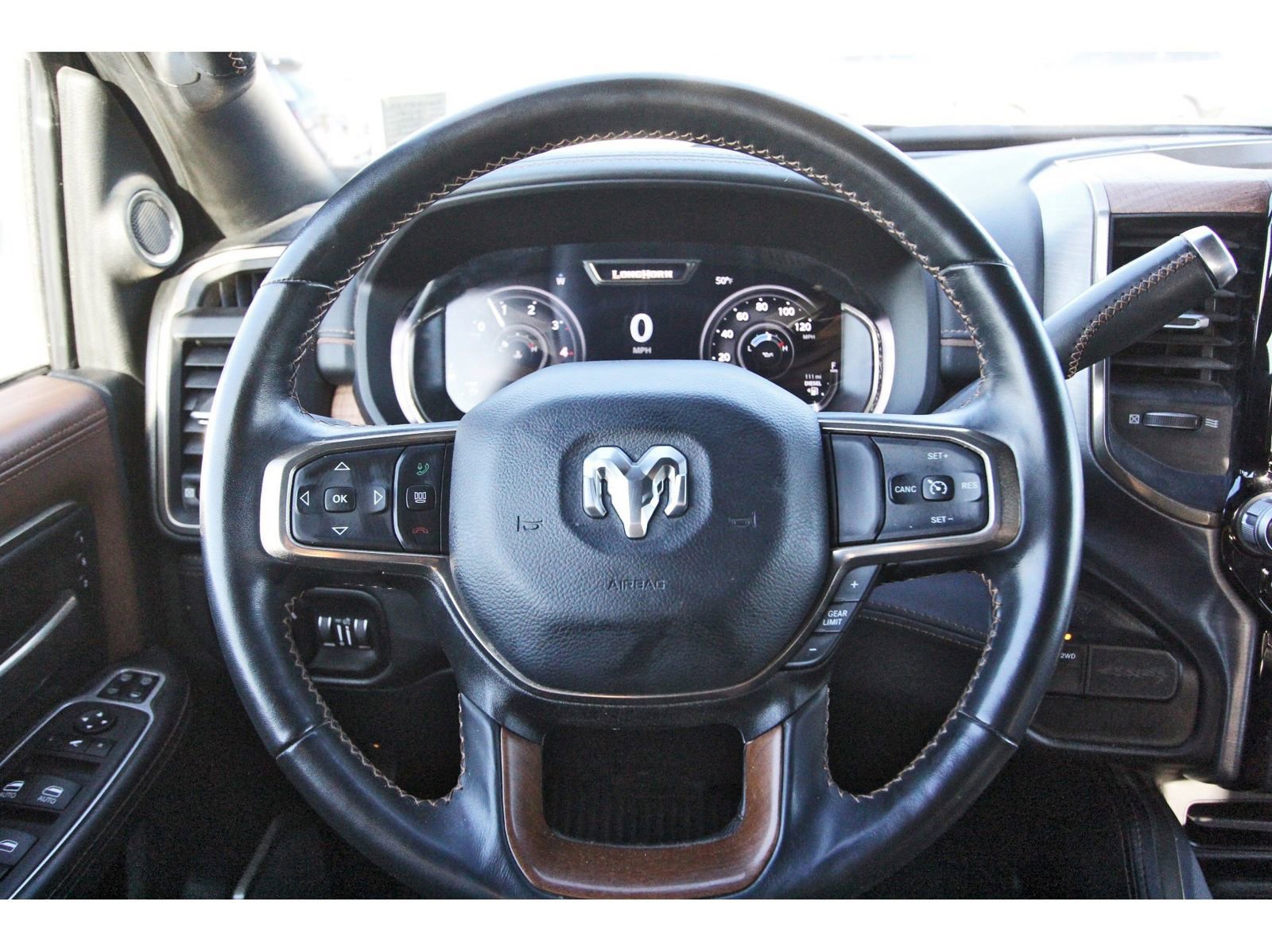 Used 2024 RAM 3500 Limited w/ Towing Technology Group AWD/4WD image 14