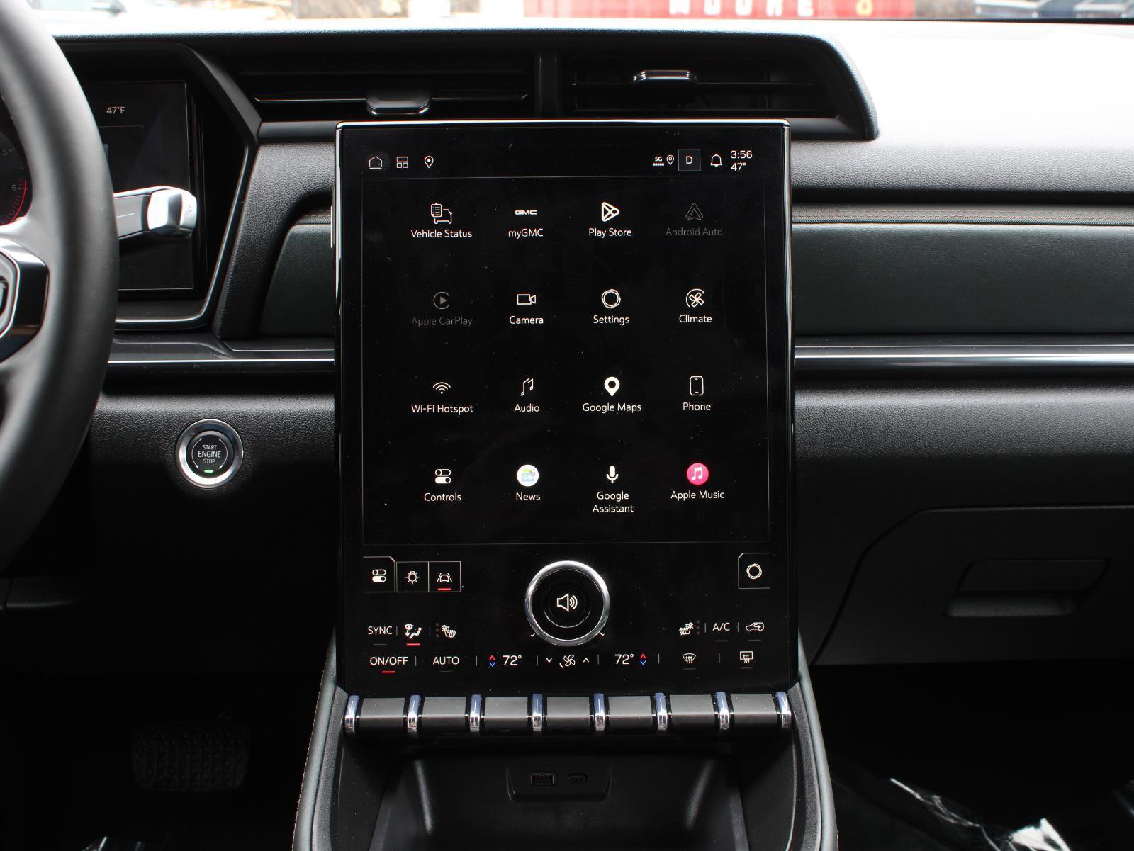 Used 2026 GMC Terrain AT4 w/ LPO, Floor Liner Package image 12