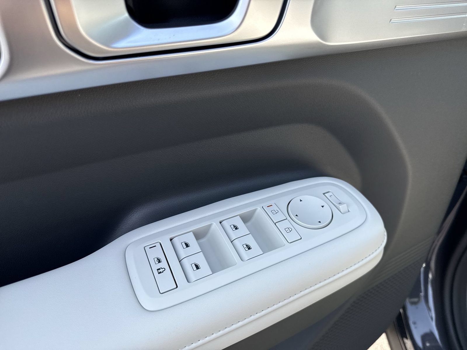 New 2026 Hyundai Santa Fe SEL AWD/4WD image 16