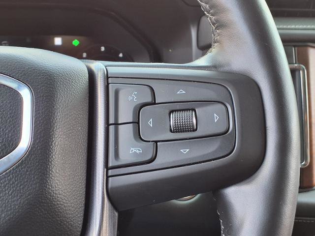 Used 2023 GMC Yukon Denali Ultimate AWD/4WD image 13