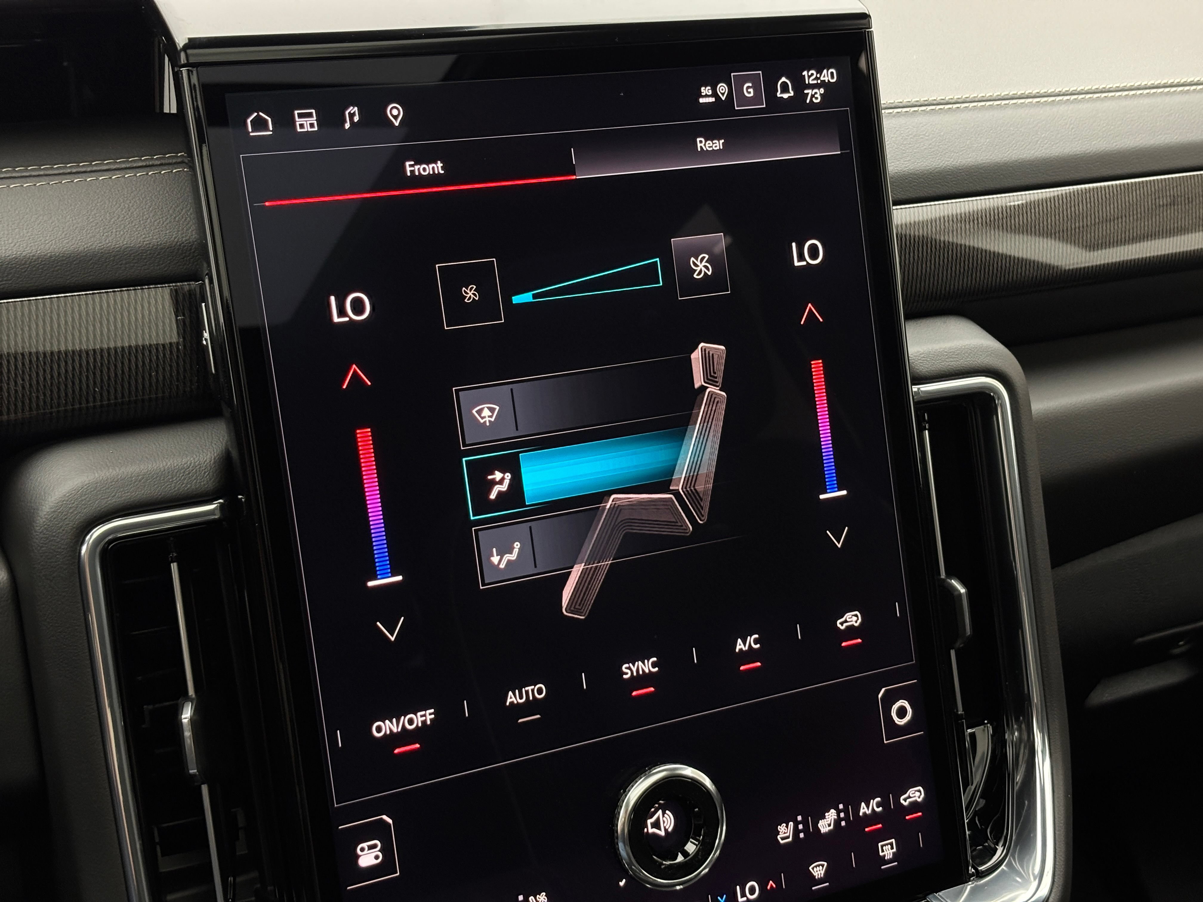 New 2026 GMC Yukon Elevation w/ Elevation Premium Package AWD/4WD image 32