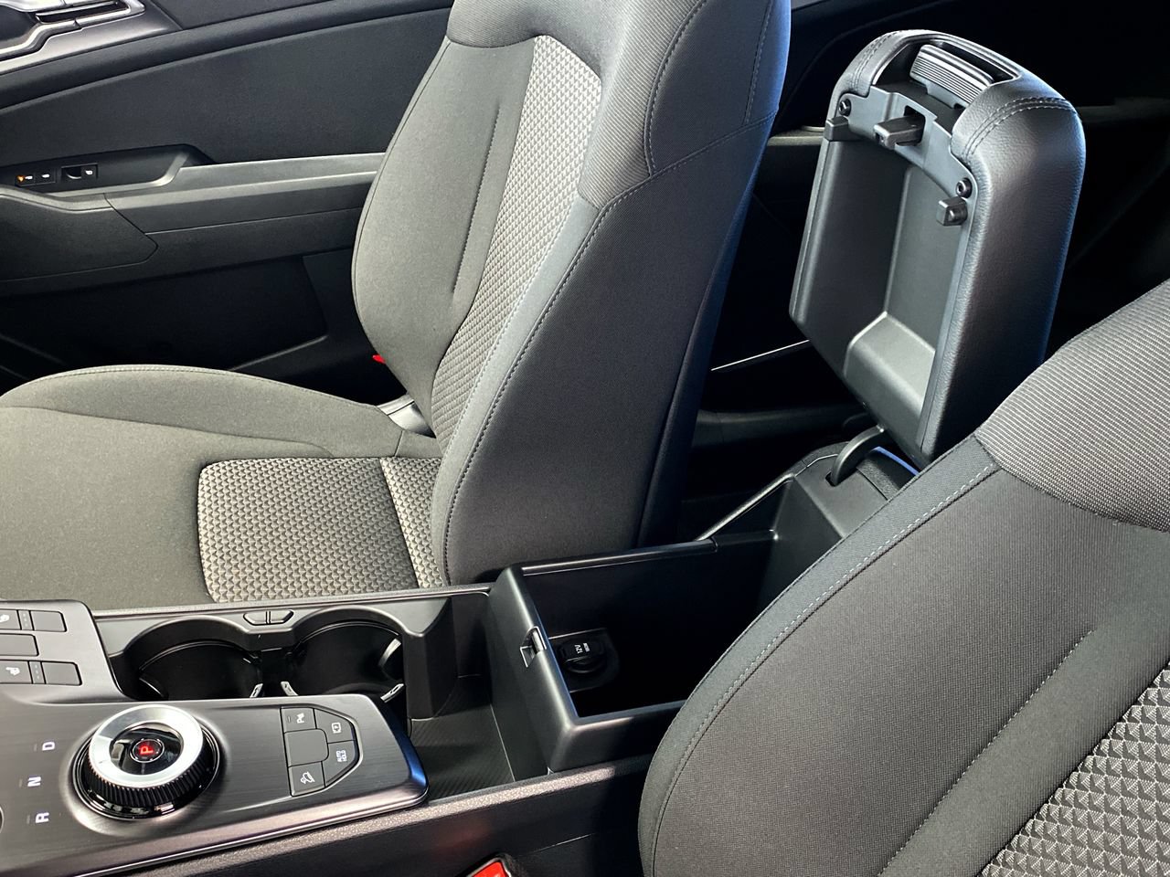 New 2027 Kia Sportage S FWD image 27