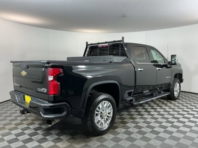Used 2022 Chevrolet Silverado 3500 High Country w/ Z71 Off-Road Package AWD/4WD image 4
