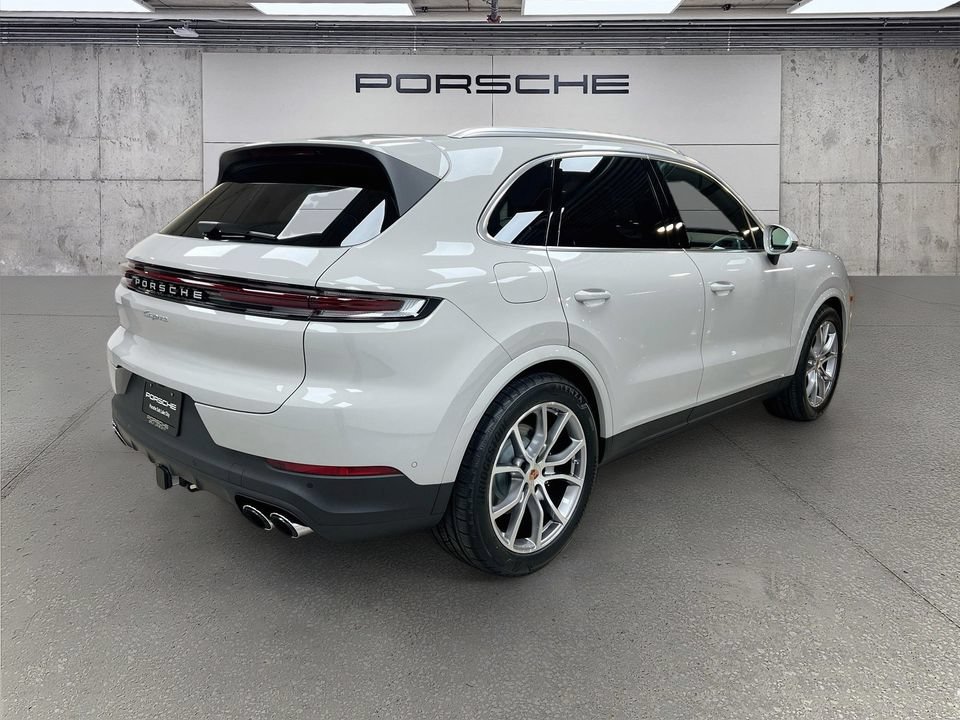 New 2026 Porsche Cayenne AWD/4WD image 9