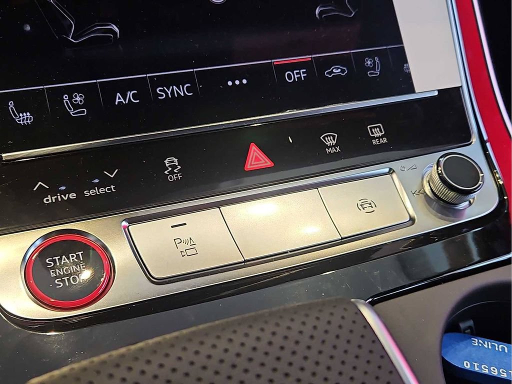 New 2026 Audi SQ8 Premium Plus AWD/4WD image 11