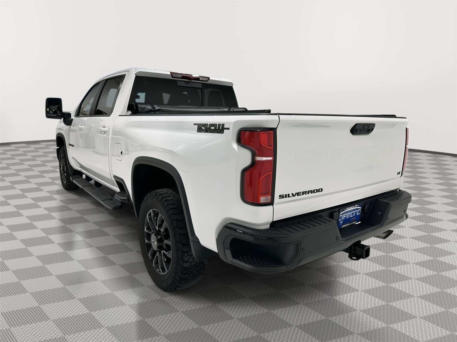 Used 2025 Chevrolet Silverado 3500 LT w/ Trail Boss Package AWD/4WD image 3