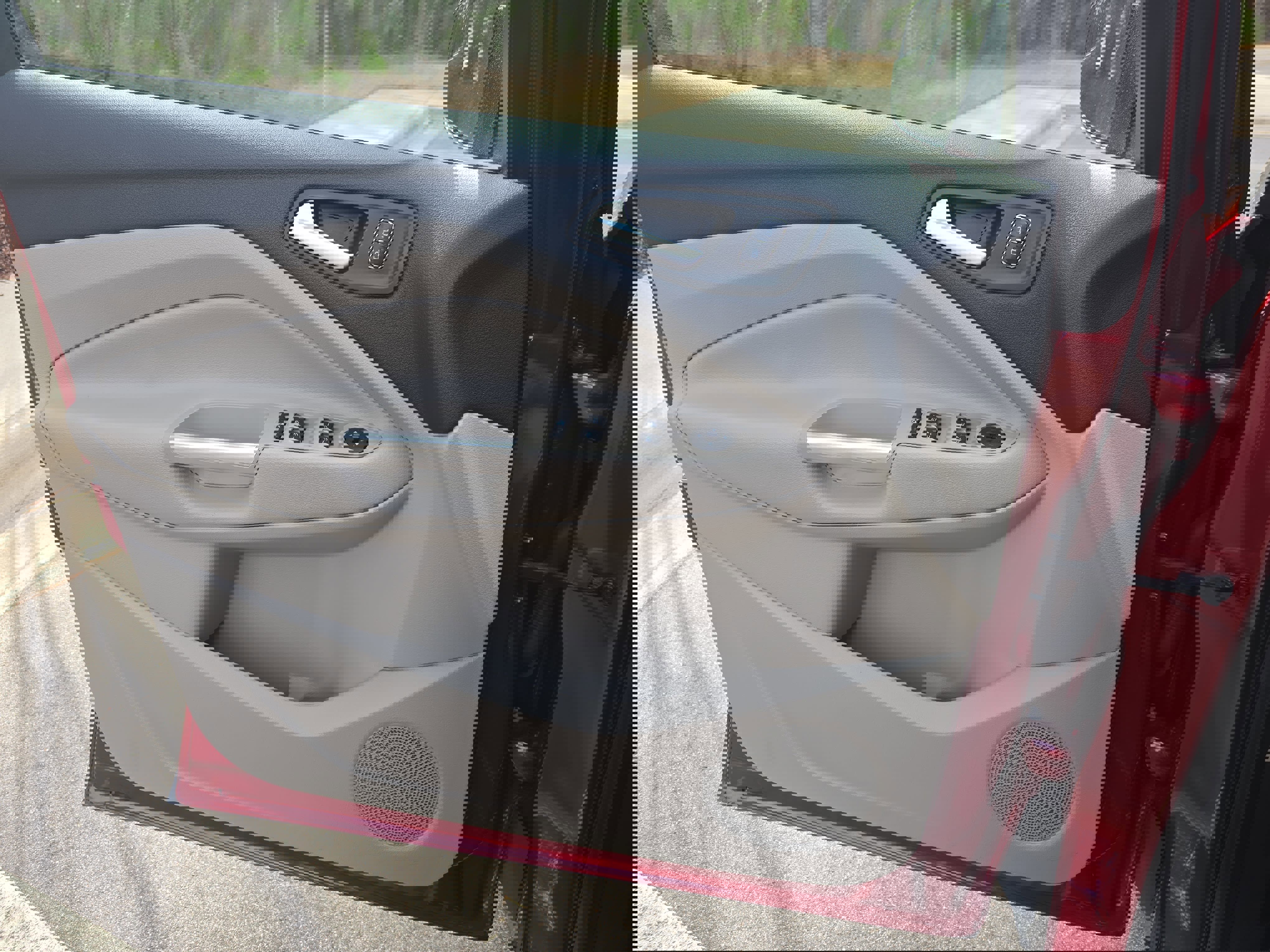 Used 2018 Ford Escape SEL image 29