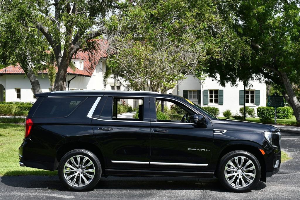 Used 2021 GMC Yukon Denali w/ Denali Premium Package image 44