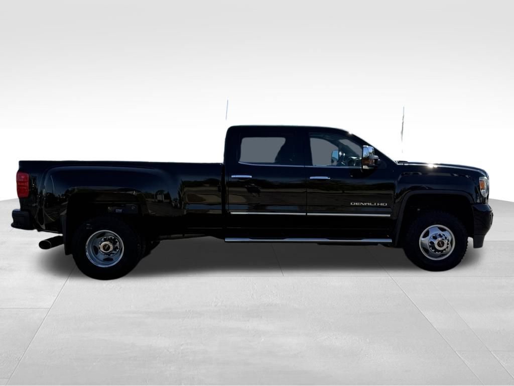 Used 2015 GMC Sierra 3500 Denali w/ Duramax Plus Package image 7