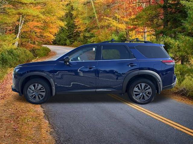 Certified 2025 Nissan Pathfinder SV AWD/4WD image 8