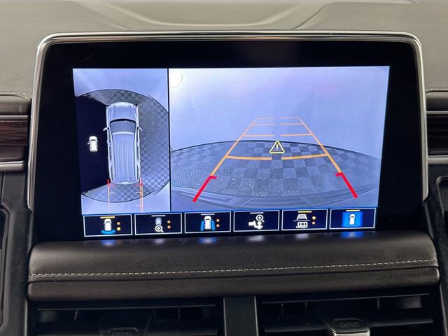 Used 2021 Chevrolet Tahoe LT w/ LT Signature Package image 13