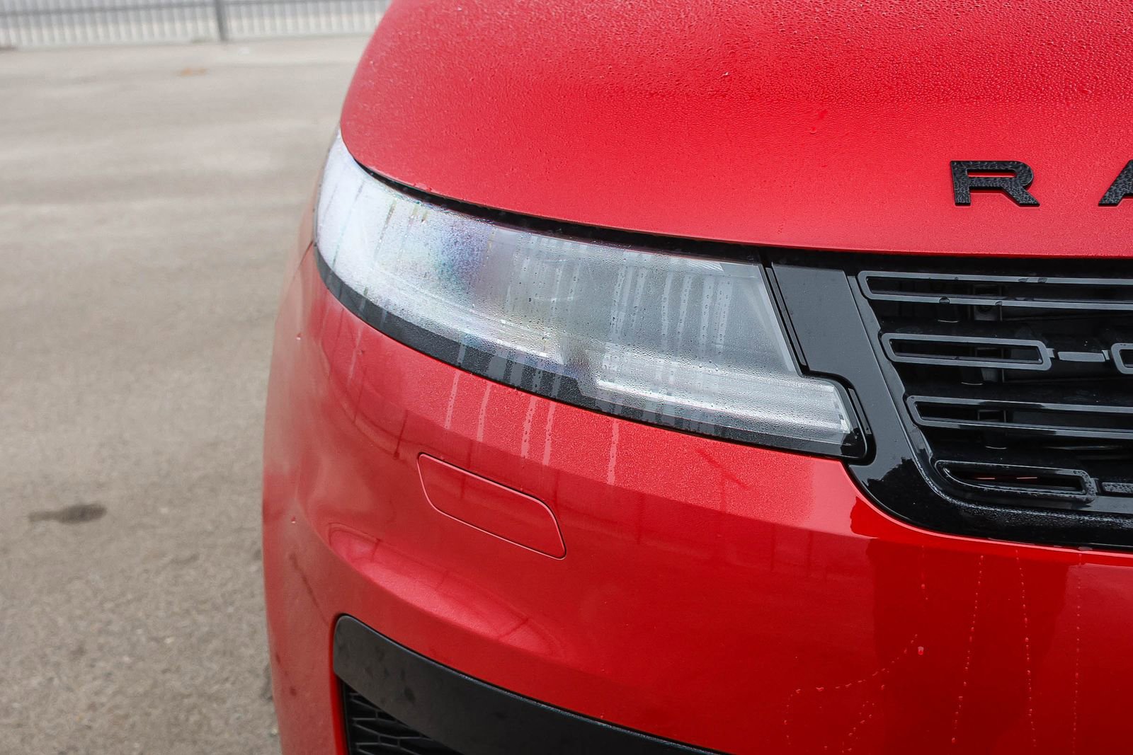 New 2026 Land Rover Range Rover Sport Dynamic SE image 15