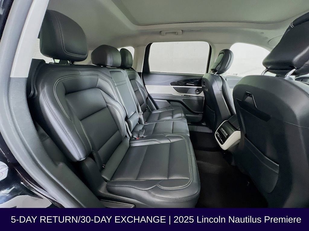 Used 2025 Lincoln Nautilus Premier w/ Equipment Group 102A AWD/4WD image 33