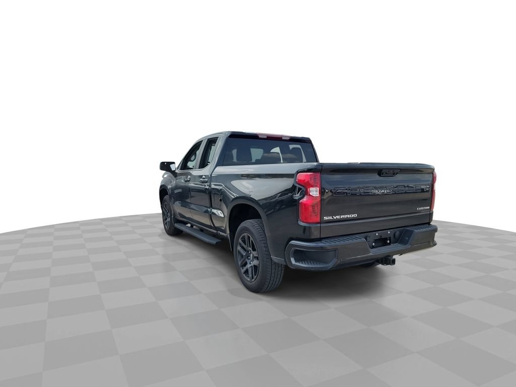 Certified 2026 Chevrolet Silverado 1500 Custom RWD image 6