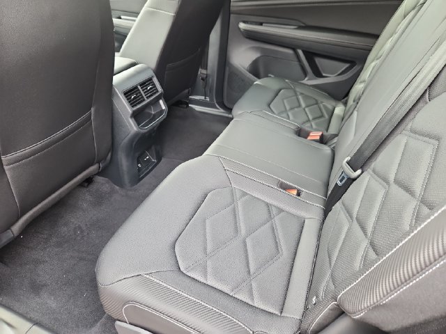 New 2026 Volkswagen Atlas Cross Sport SE AWD/4WD image 8