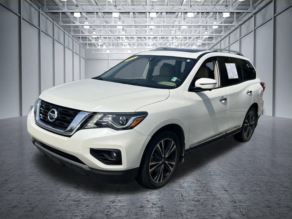 Used 2017 Nissan Pathfinder Platinum FWD image 5