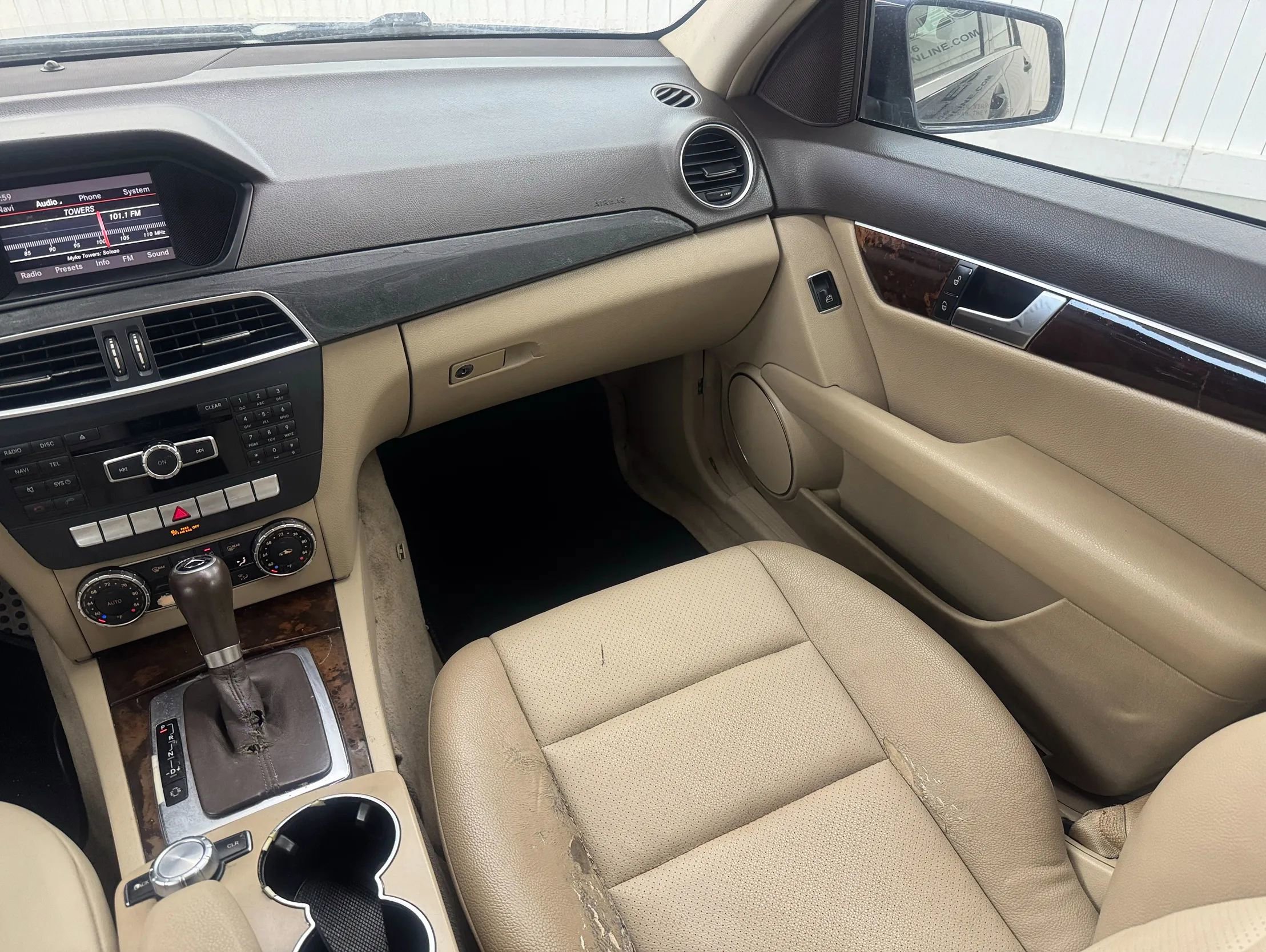 Used 2013 Mercedes-Benz C 250 Sedan image 17