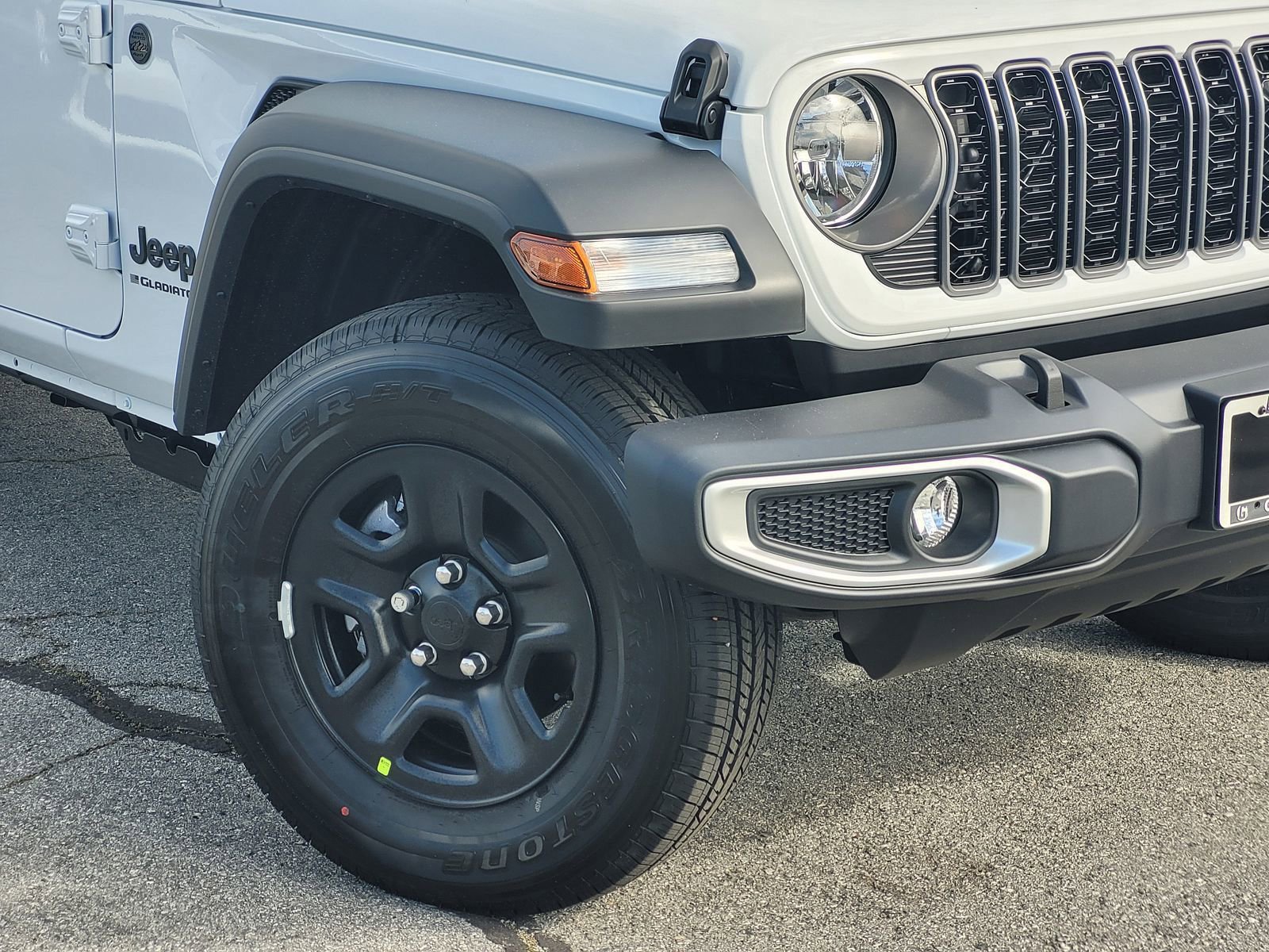 New 2026 Jeep Gladiator Sport image 6
