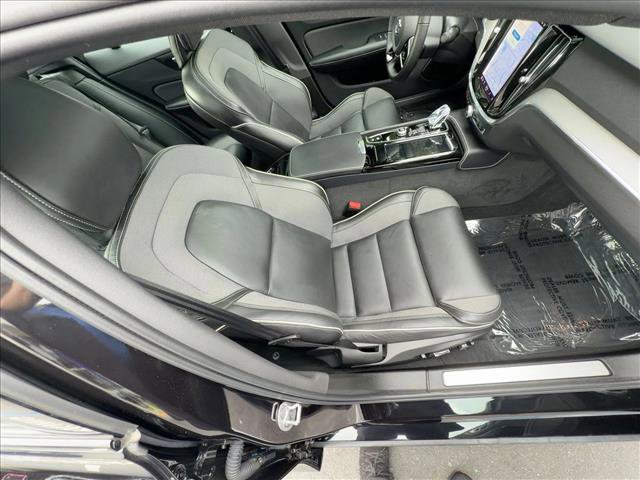 Certified 2024 Volvo S60 T8 Plus image 23