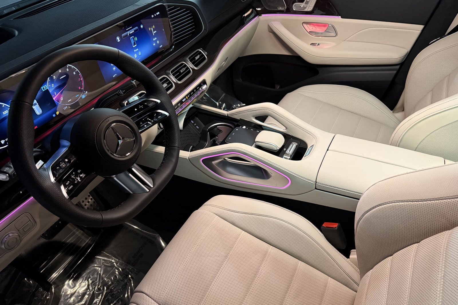 New 2026 Mercedes-Benz GLS 580 4MATIC image 8