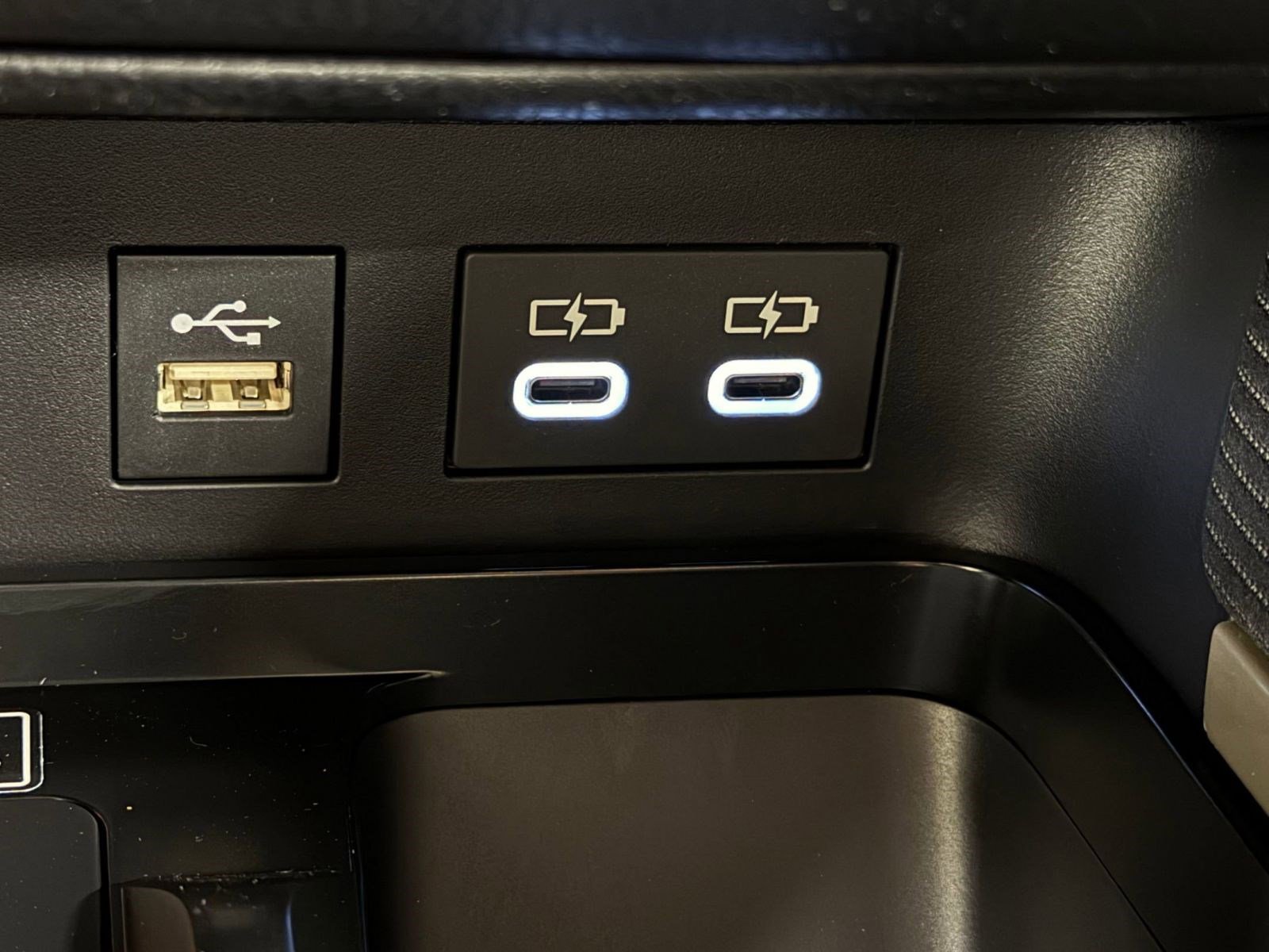 New 2026 Toyota Camry SE image 29