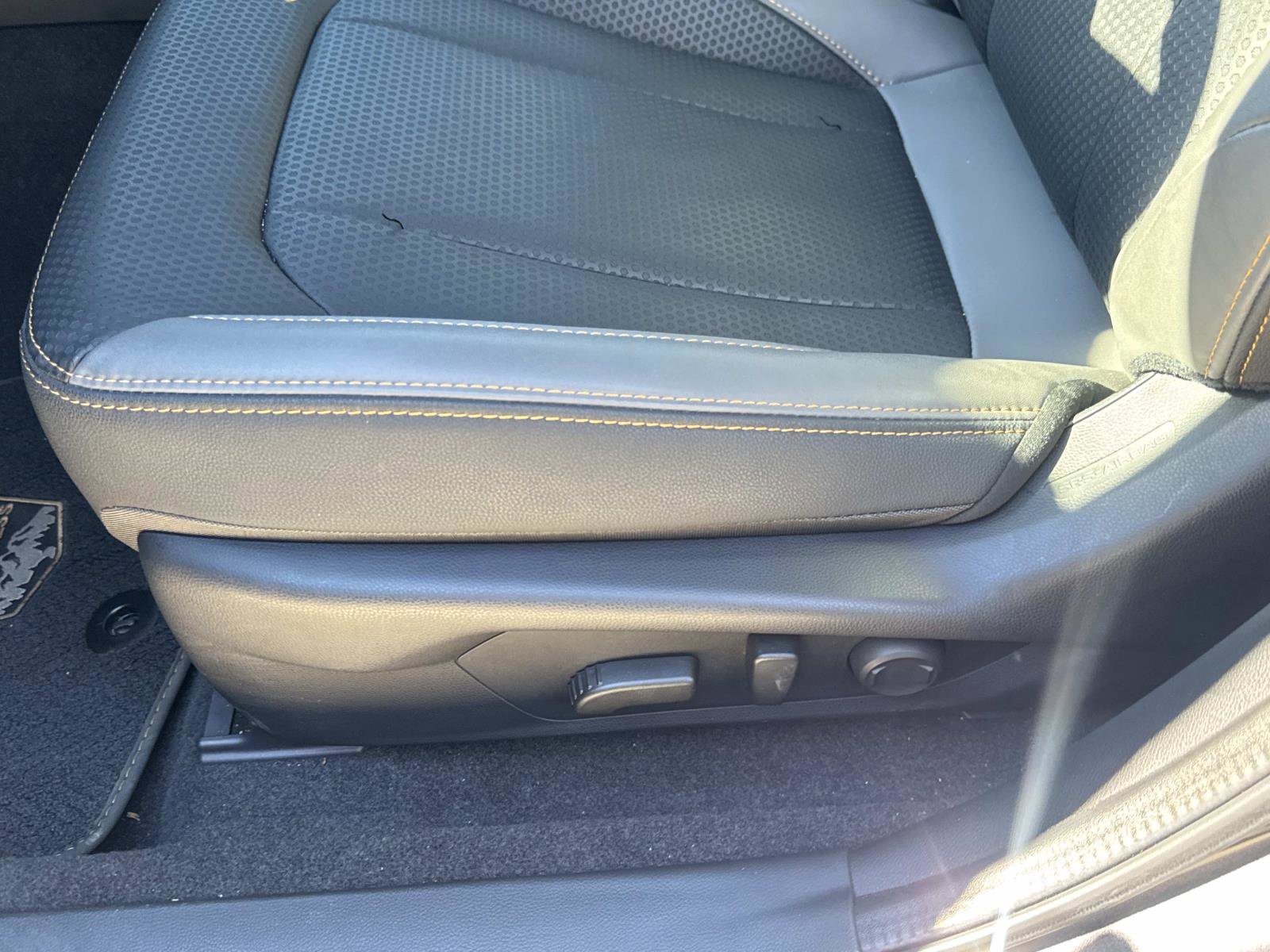 Certified 2025 Subaru Crosstrek 2.5i Wilderness w/ Crosstrek Mirror Package image 11